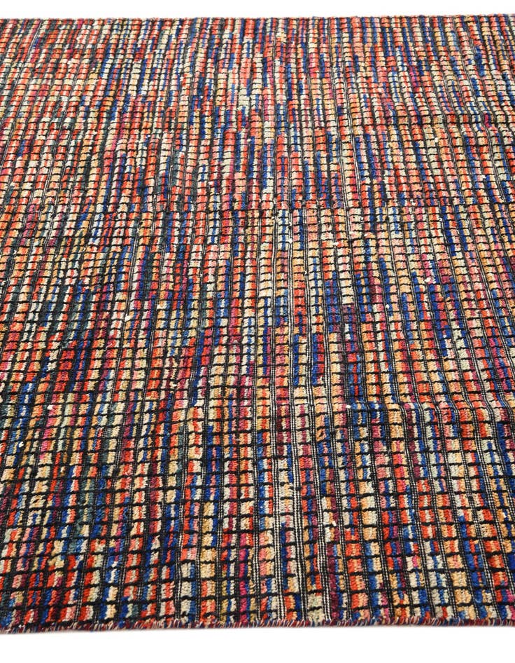 Detail image of 5' 9 x 9'  Hand Knotted Darya Wool Rug