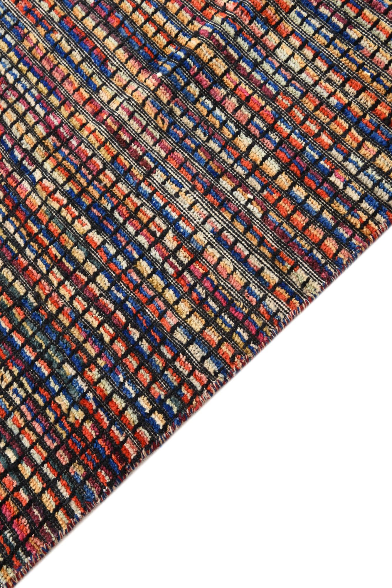 5' 9 x 9' Hand Knotted Darya Wool Rug