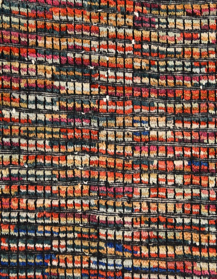 Detail image of 5' 9 x 9'  Hand Knotted Darya Wool Rug