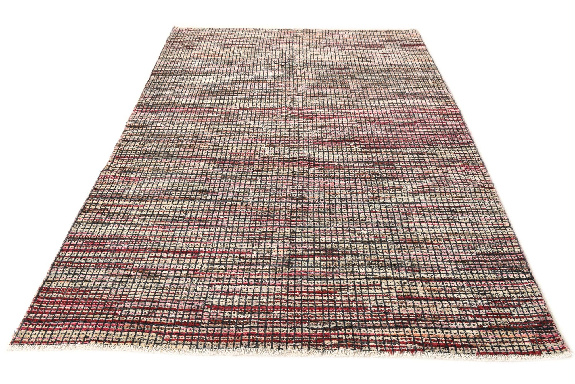 5' 6 x 8' 2 Hand Knotted Darya Wool Rug