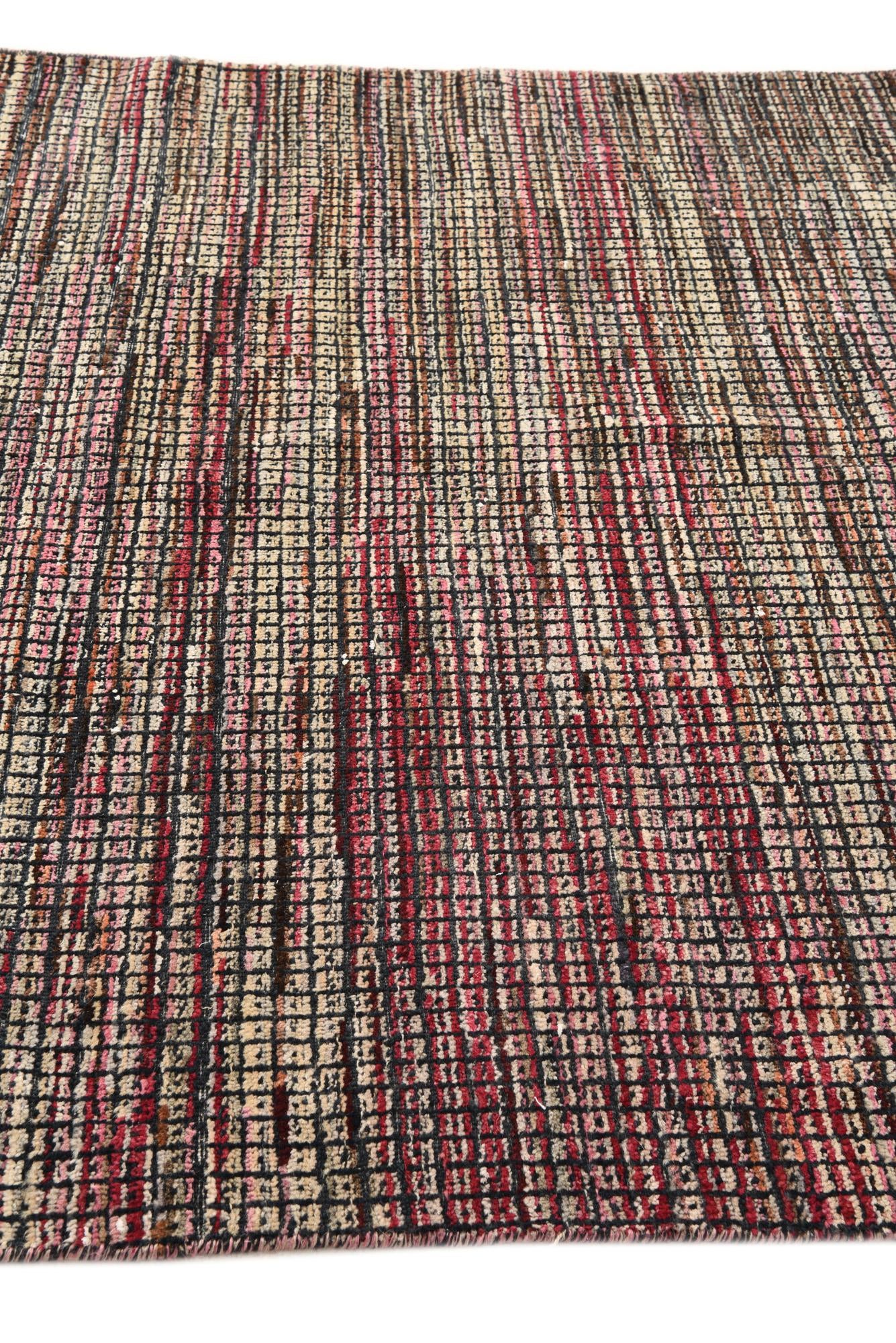 5' 6 x 8' 2 Hand Knotted Darya Wool Rug