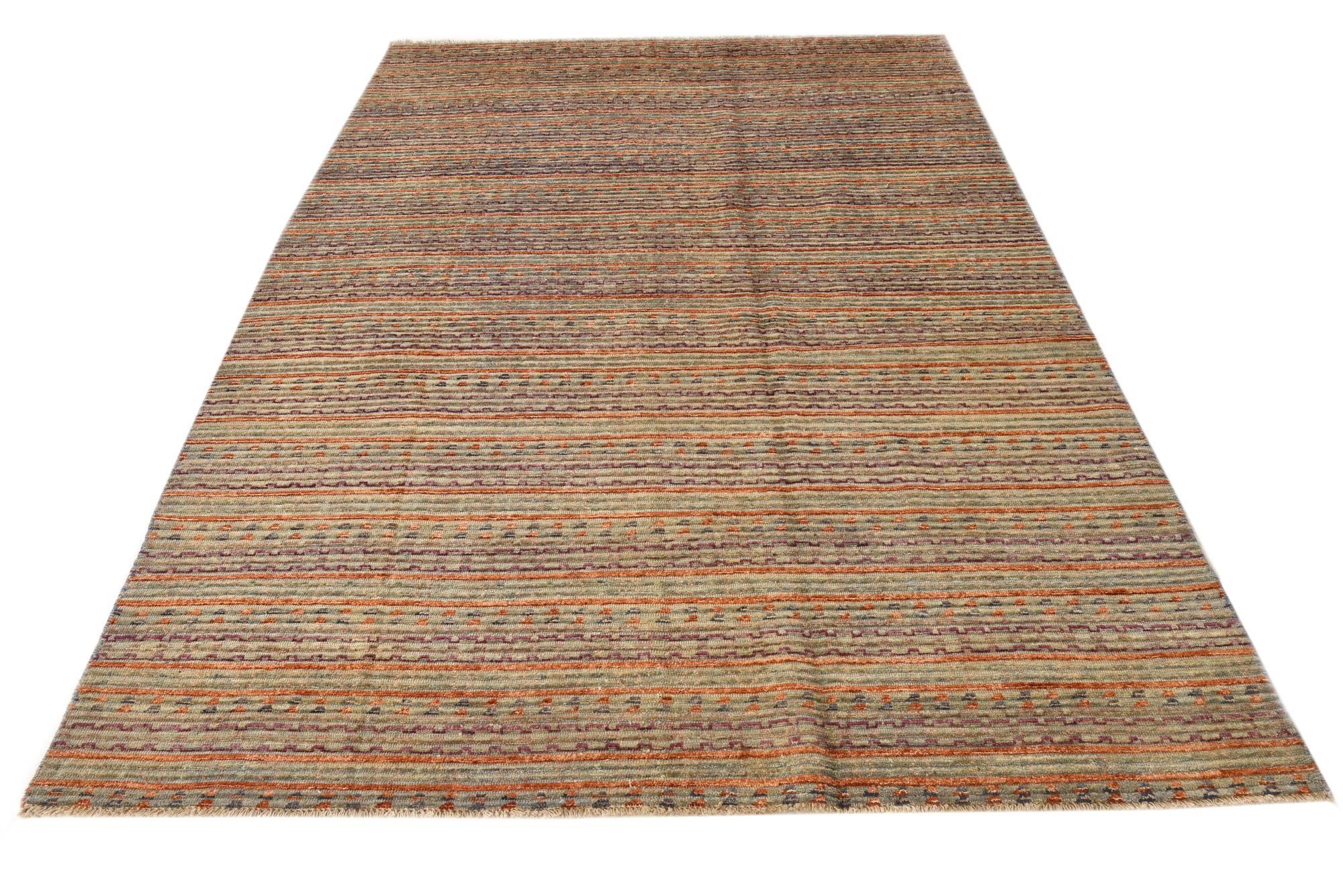 5' 10 x 8' 2 Hand Knotted Darya Wool Rug