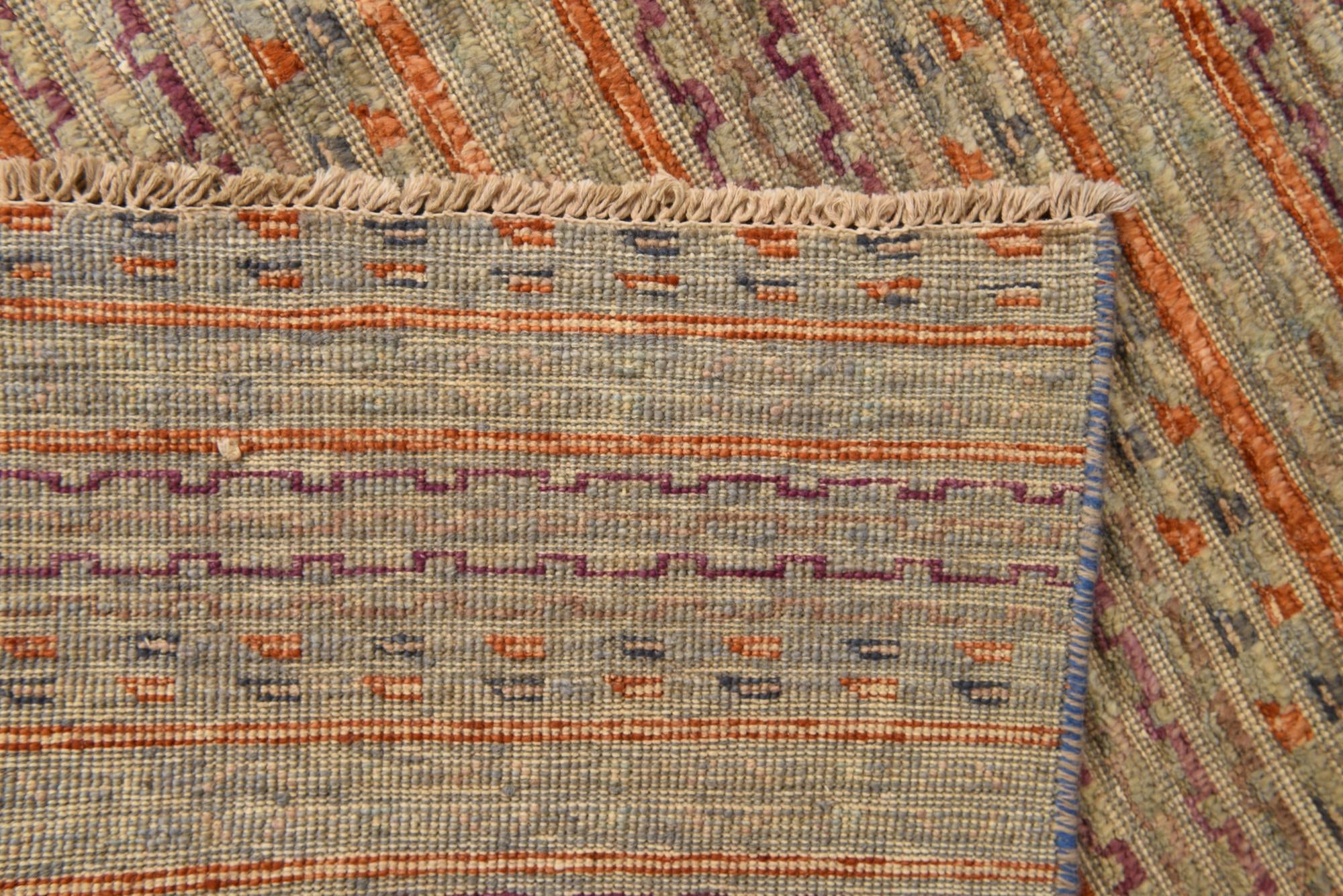 5' 10 x 8' 2 Hand Knotted Darya Wool Rug
