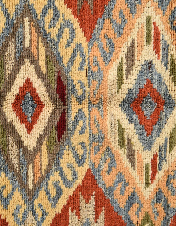 Detail image of 5' x 7' 2  Hand Knotted Darya Wool Rug