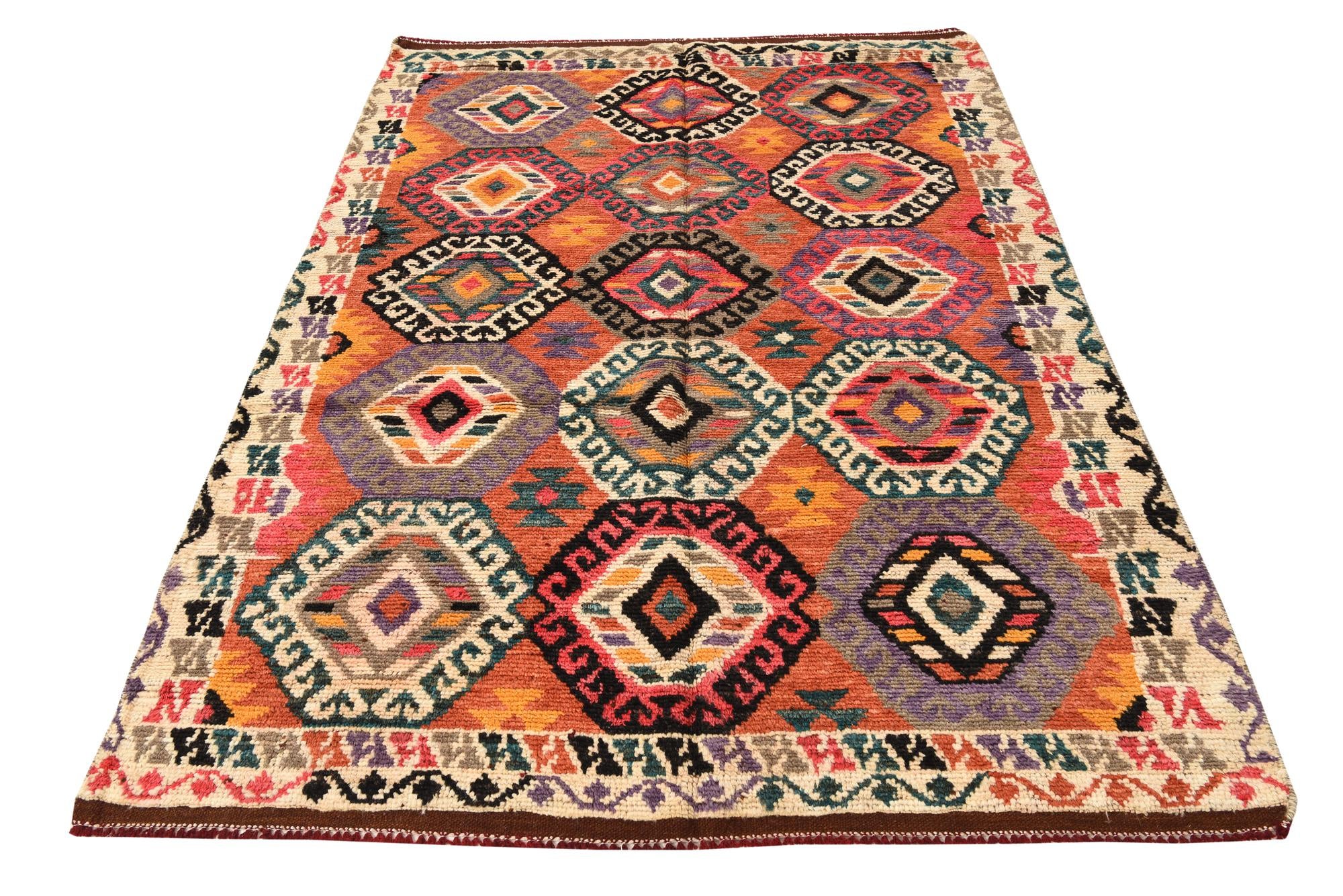5' x 7' Hand Knotted Darya Wool Rug
