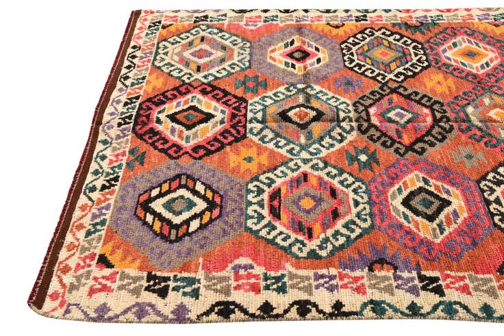 Detail image of 5' x 7' Hand Knotted Darya Wool Rug