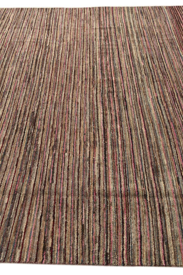 Detail image of 7' 10 x 10' 2 Hand Knotted Darya Wool Rug