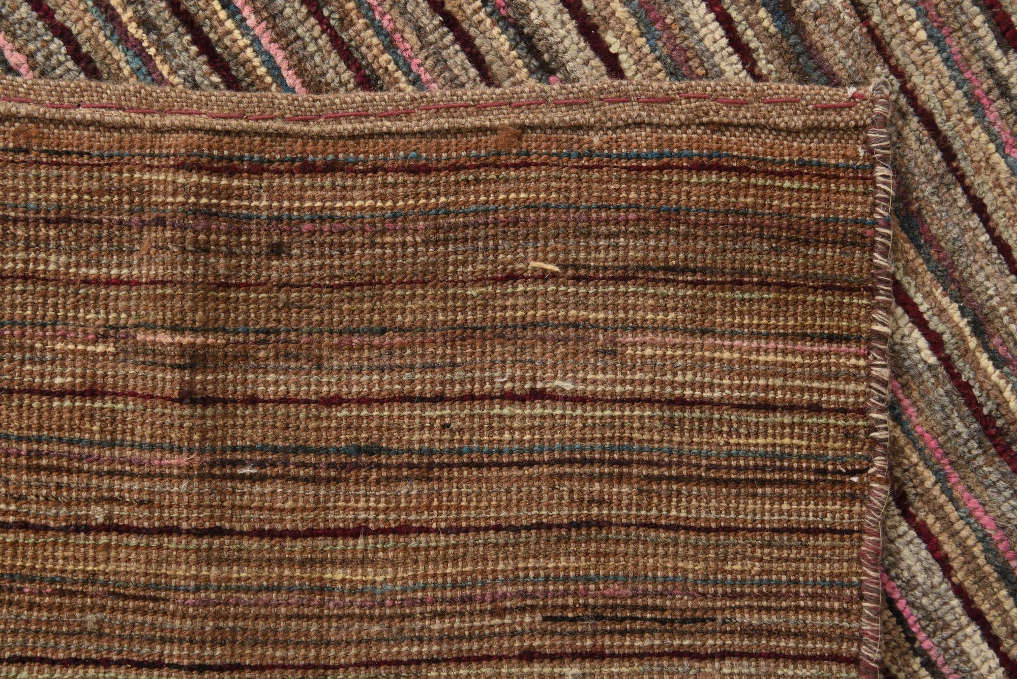 7' 10 x 10' 2 Hand Knotted Darya Wool Rug