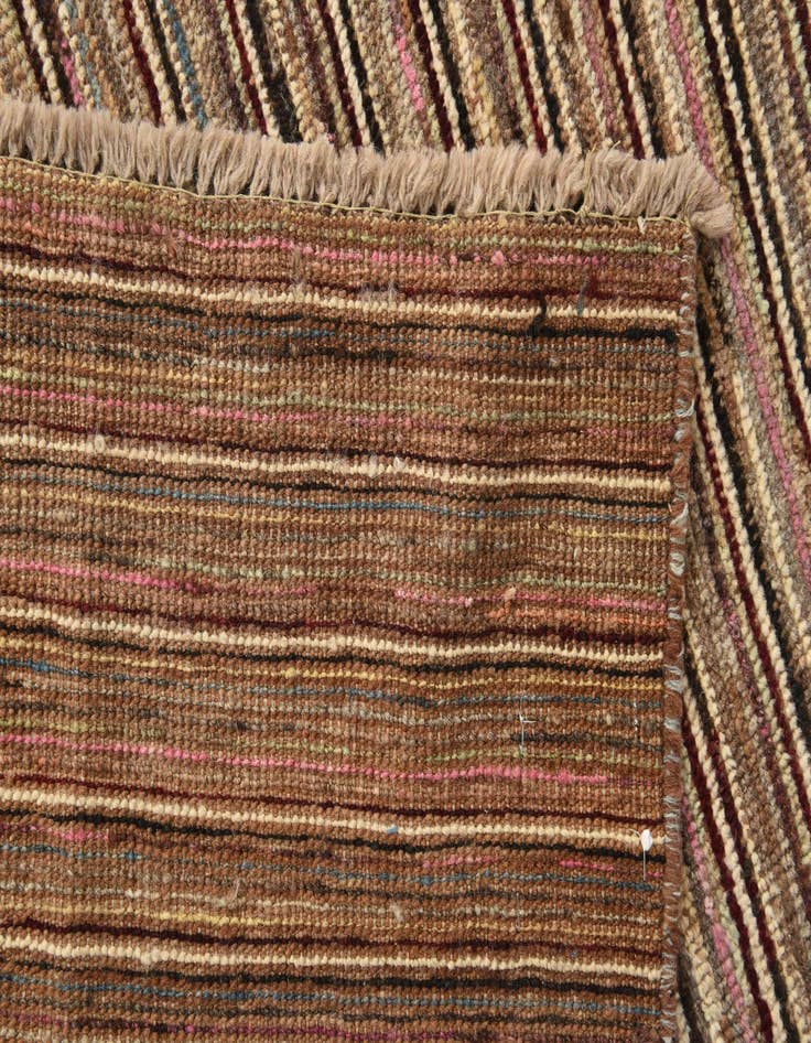 Detail image of 8' 1 x 10' Hand Knotted Darya Wool Rug