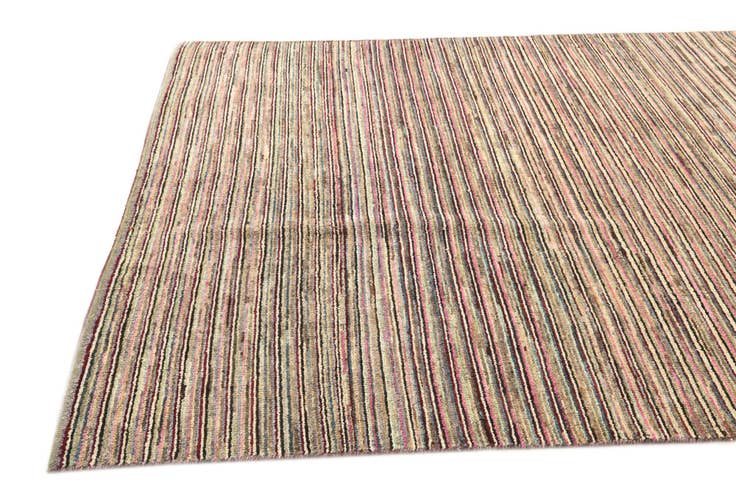 Detail image of 6' 6 x 10' 4 Hand Knotted Darya Wool Rug