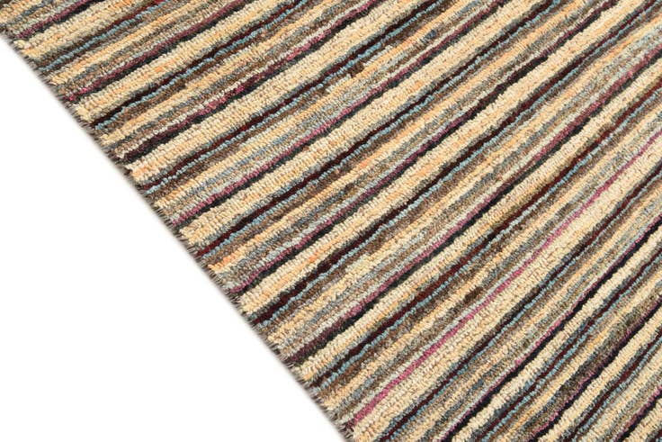 Detail image of 6' 8 x 10' 2 Hand Knotted Darya Wool Rug