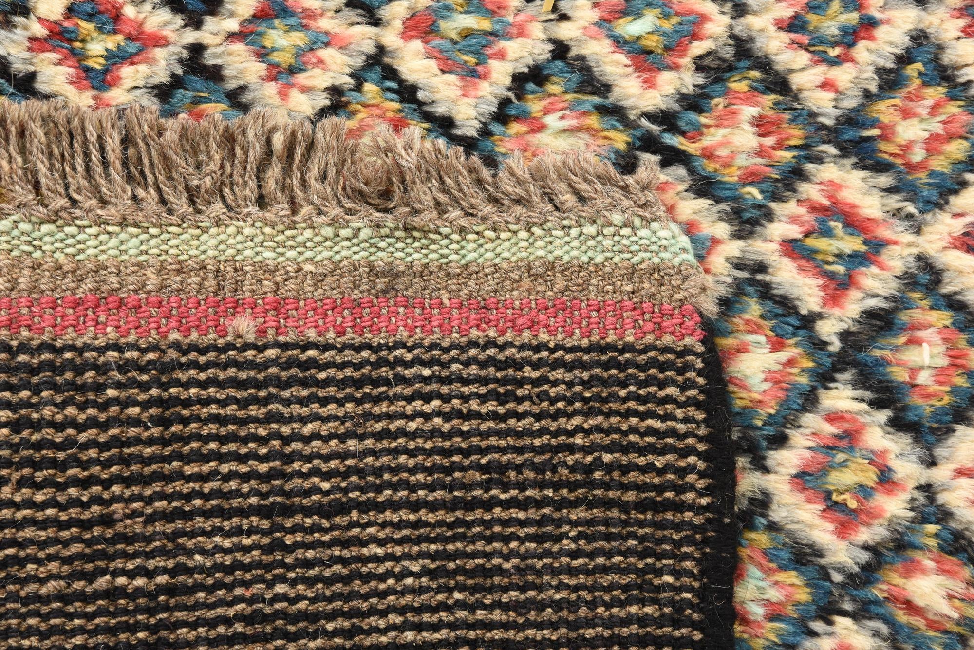 5' 4 x 8' 3 Hand Knotted Darya Wool Rug