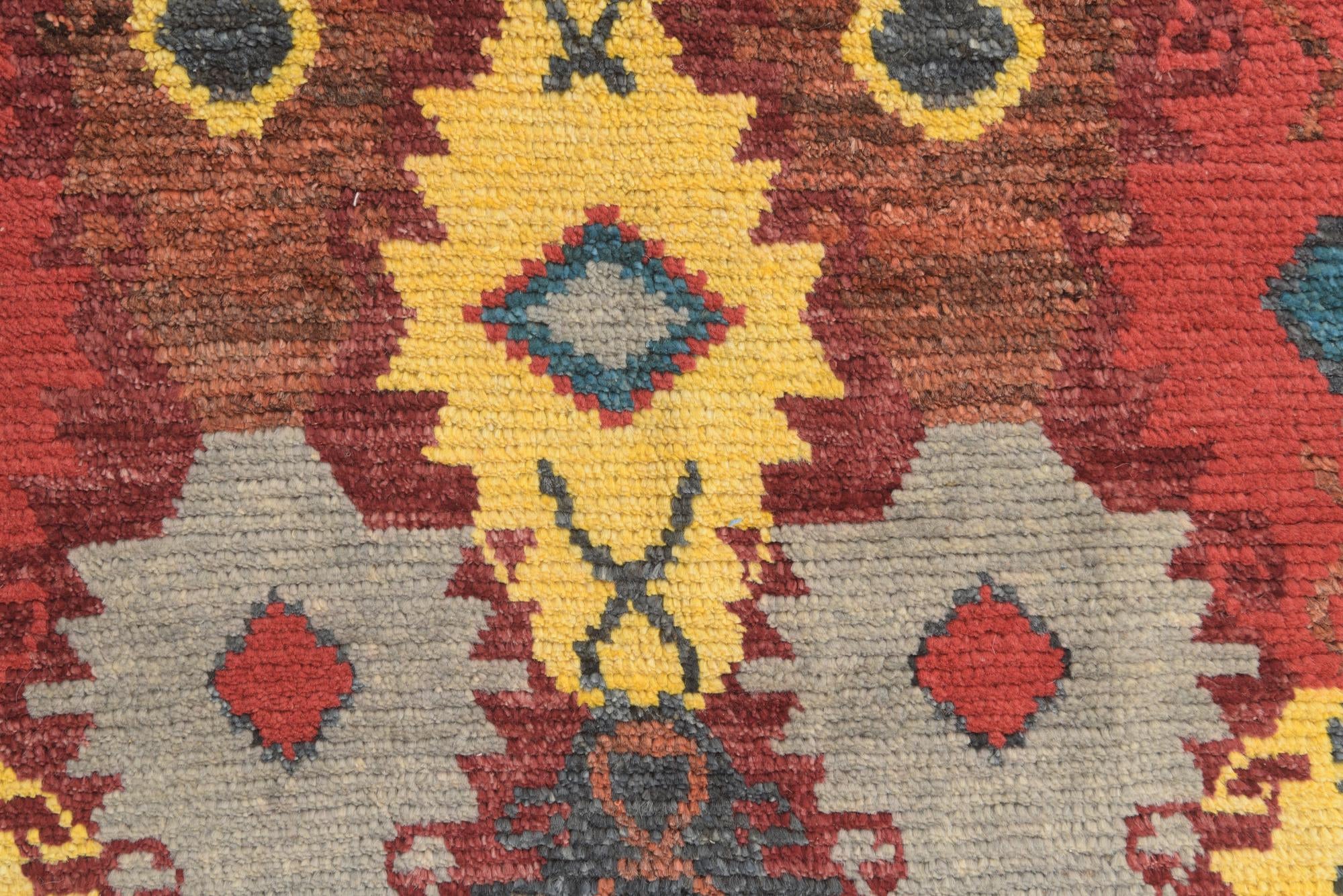 4' 1 x 6' 4 Hand Knotted Darya Wool Rug