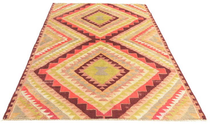 Detail image of 5' 6 x 8' Hand Knotted Darya Rug