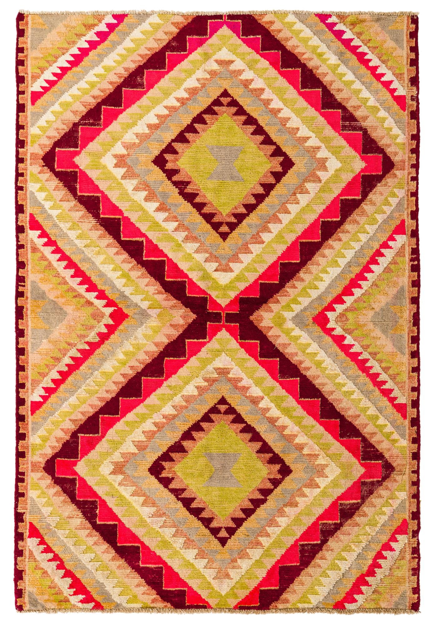 5' 6 x 8' Hand Knotted Darya Rug