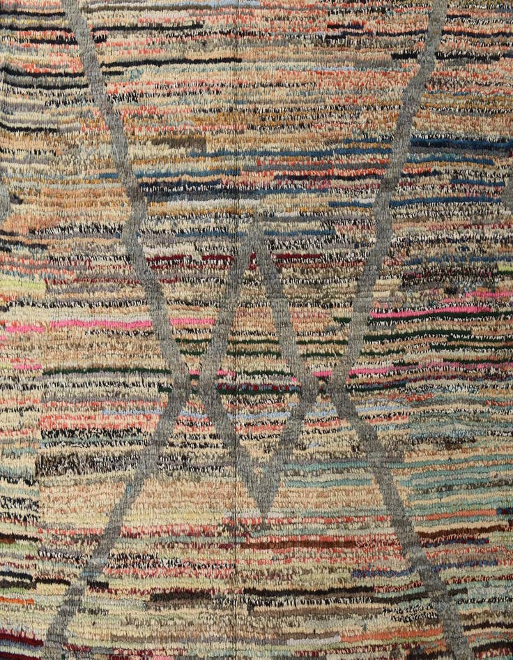 Detail image of 13' 6 x 20' 9  Hand Knotted Darya Wool Rug