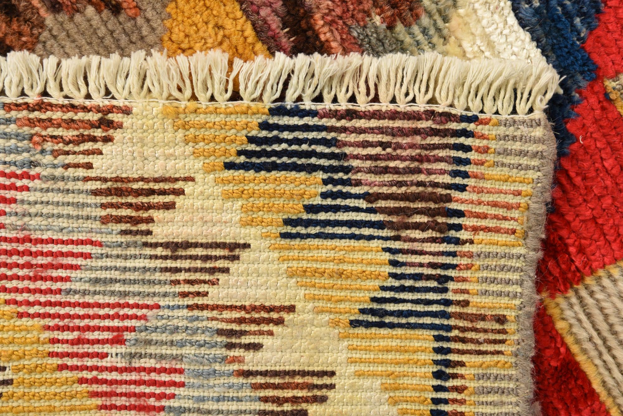 5' 4 x 8' Hand Knotted Darya Rug