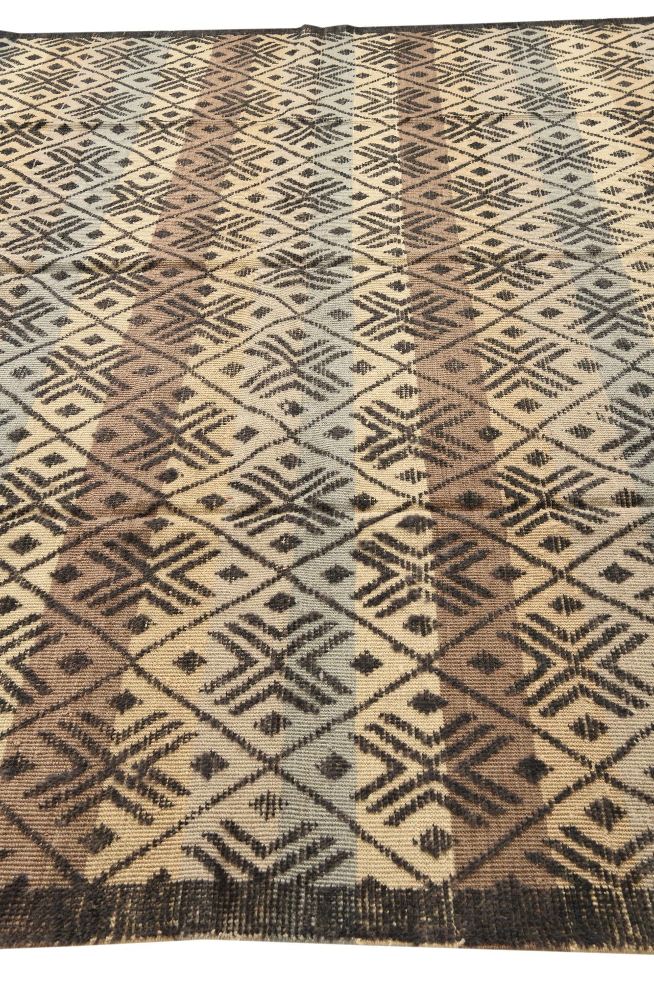 10' 2 x 14' 1 Hand Knotted Darya Wool Rug