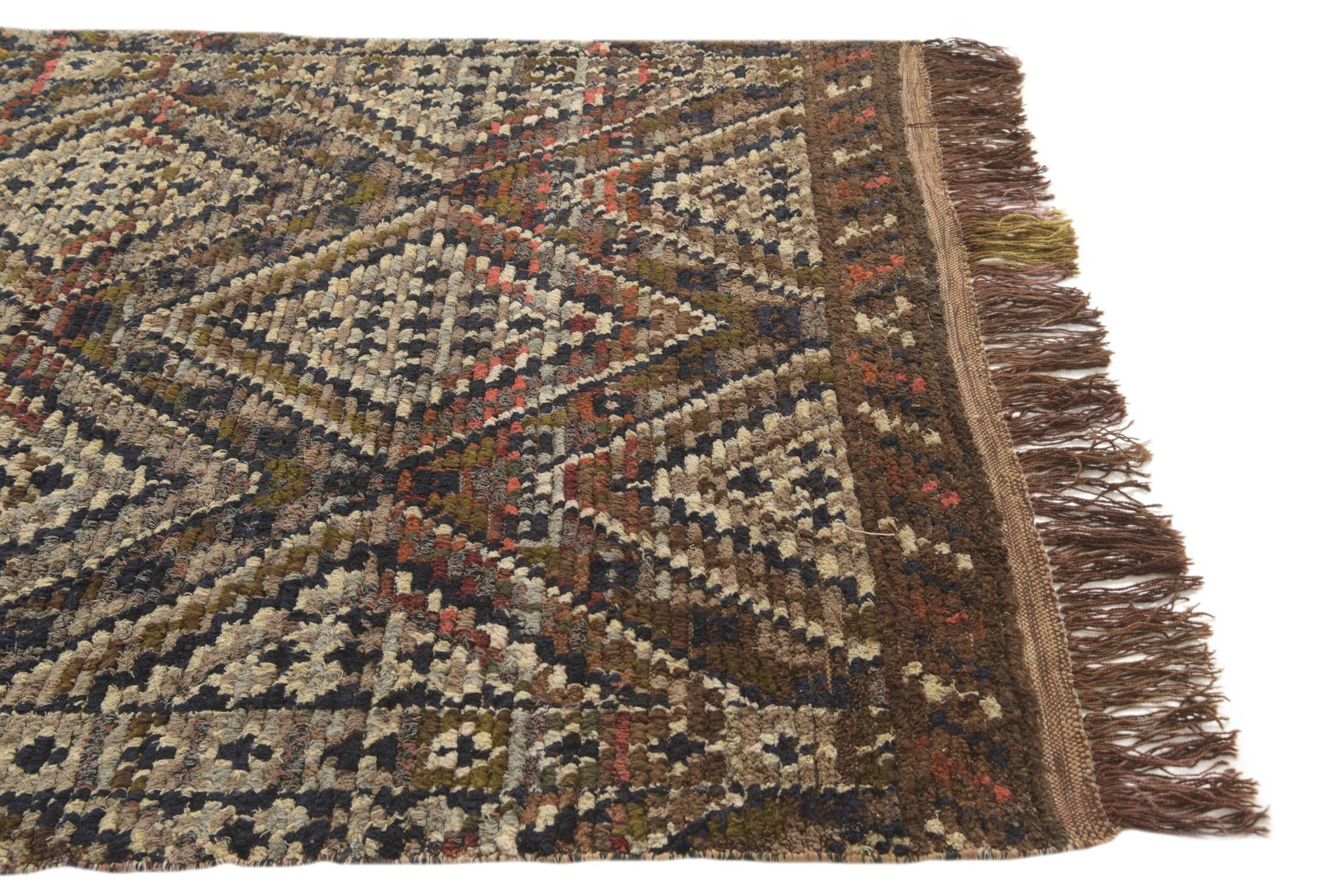 5' 5 x 8' 1 Hand Knotted Darya Wool Rug