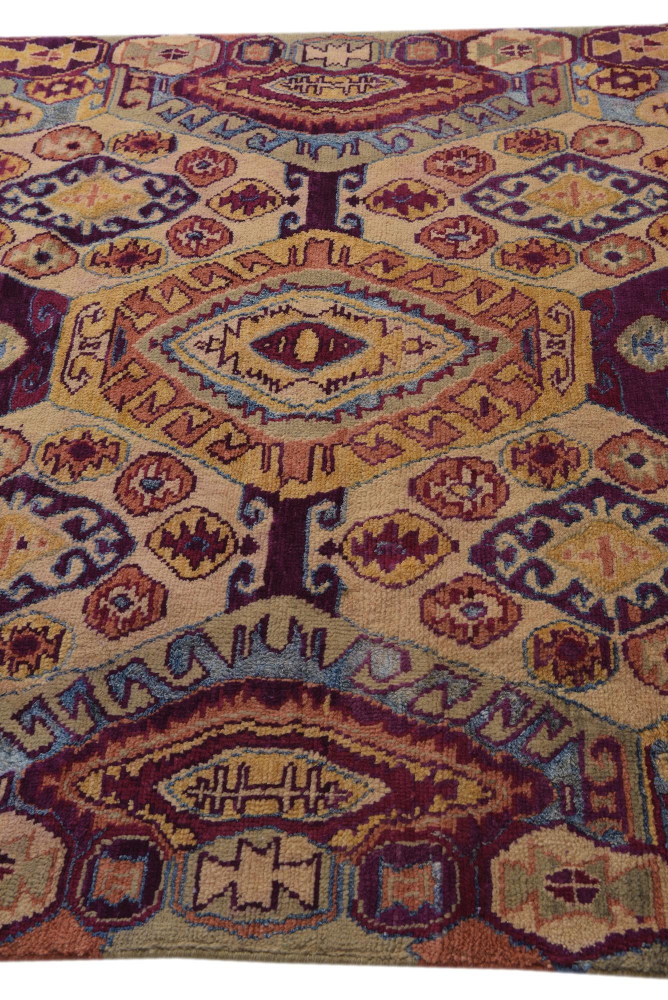 5' 9 x 7' 8 Hand Knotted Darya Rug