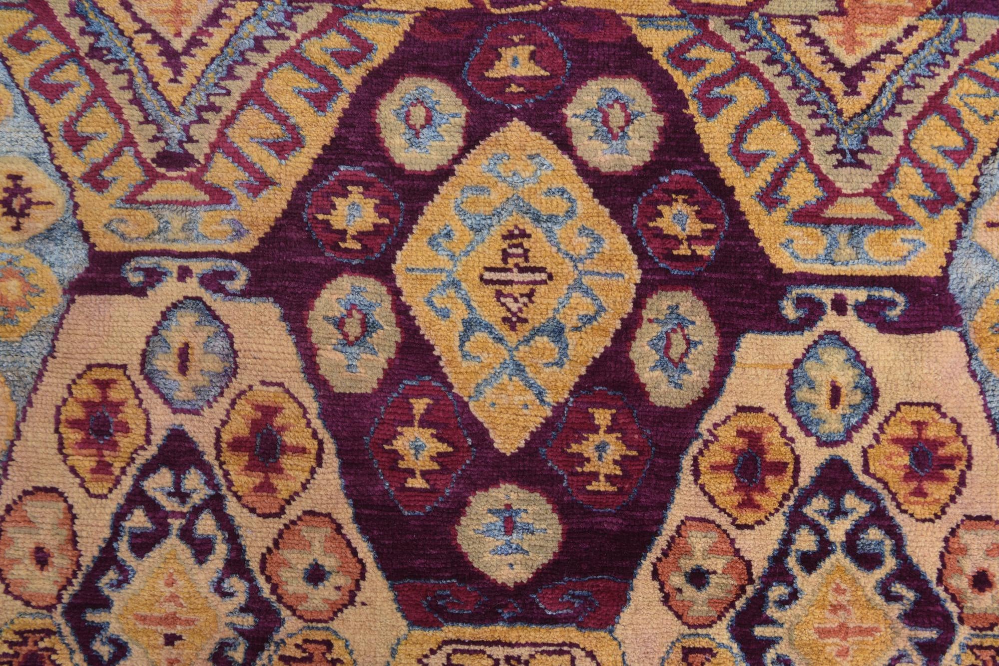 5' 9 x 7' 8 Hand Knotted Darya Rug