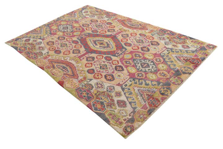 5' 4 x 8' Hand Knotted Darya Rug