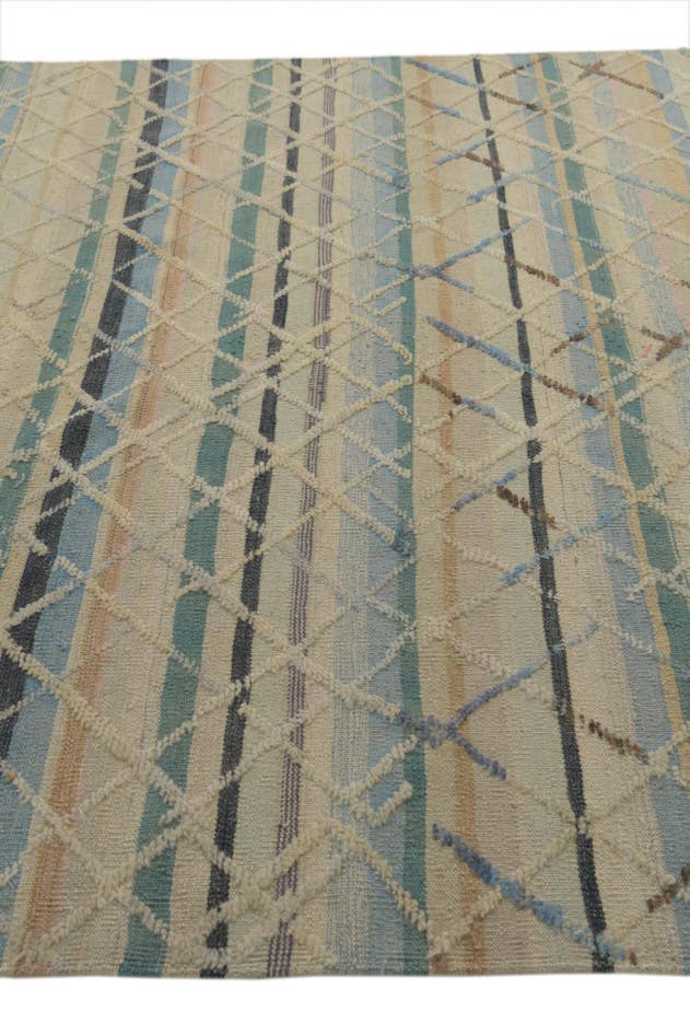 Detail image of 6' 7 x 10' 1 Hand Knotted Darya Wool Rug