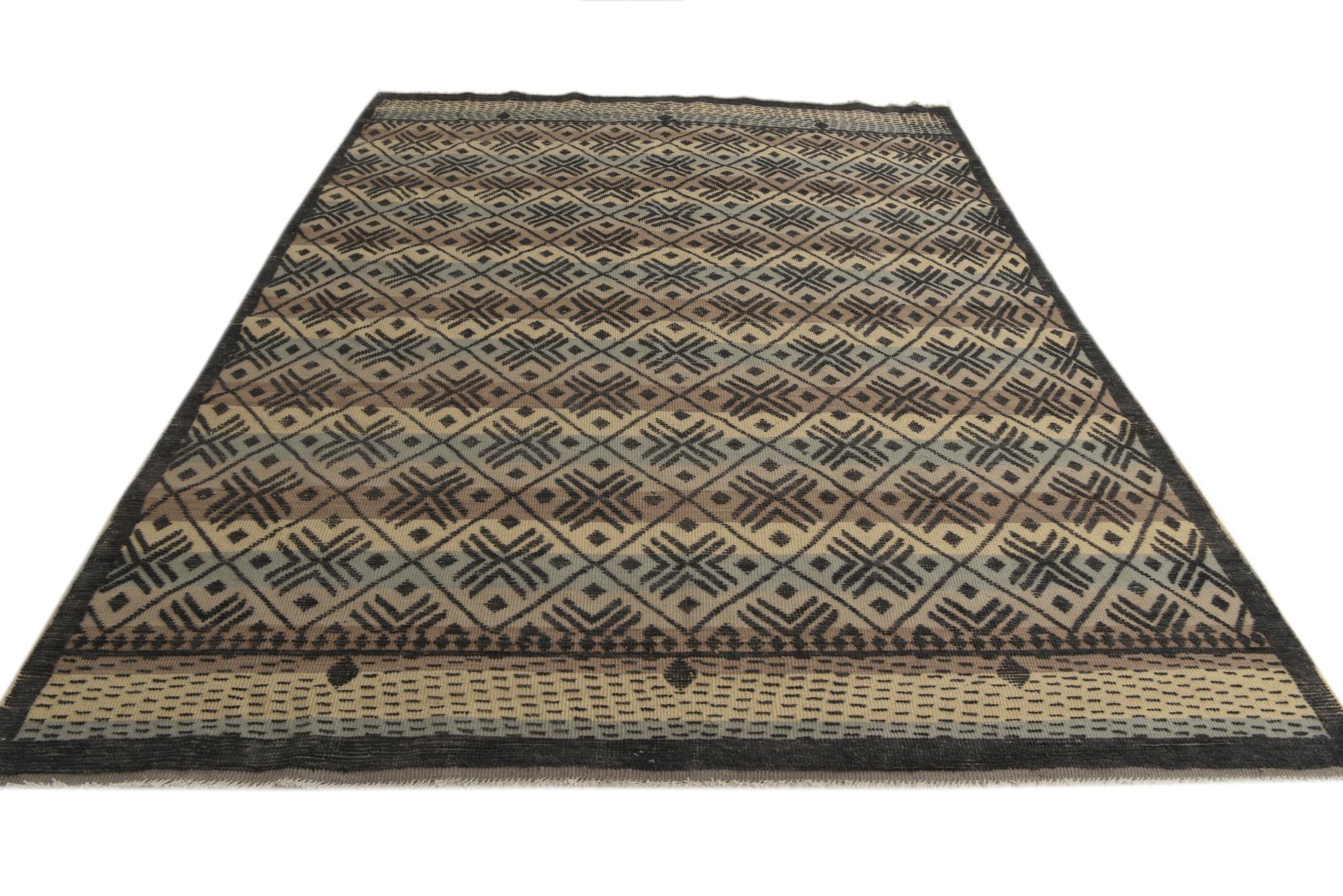 8' x 10' 6 Hand Knotted Darya Wool Rug