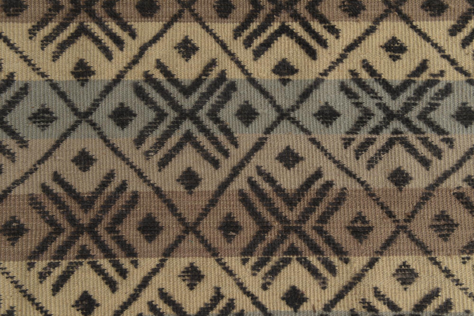 8' x 10' 6 Hand Knotted Darya Wool Rug