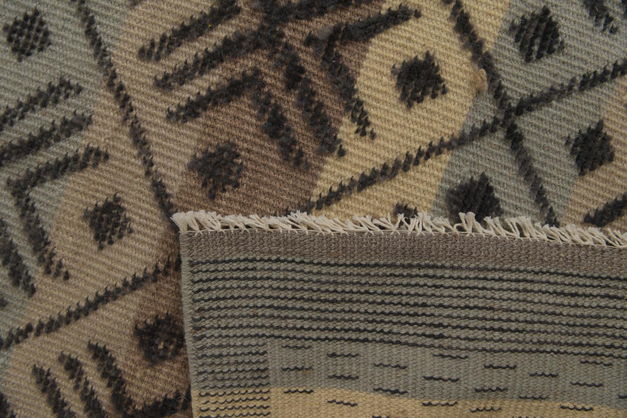 8' x 10' 6 Hand Knotted Darya Wool Rug