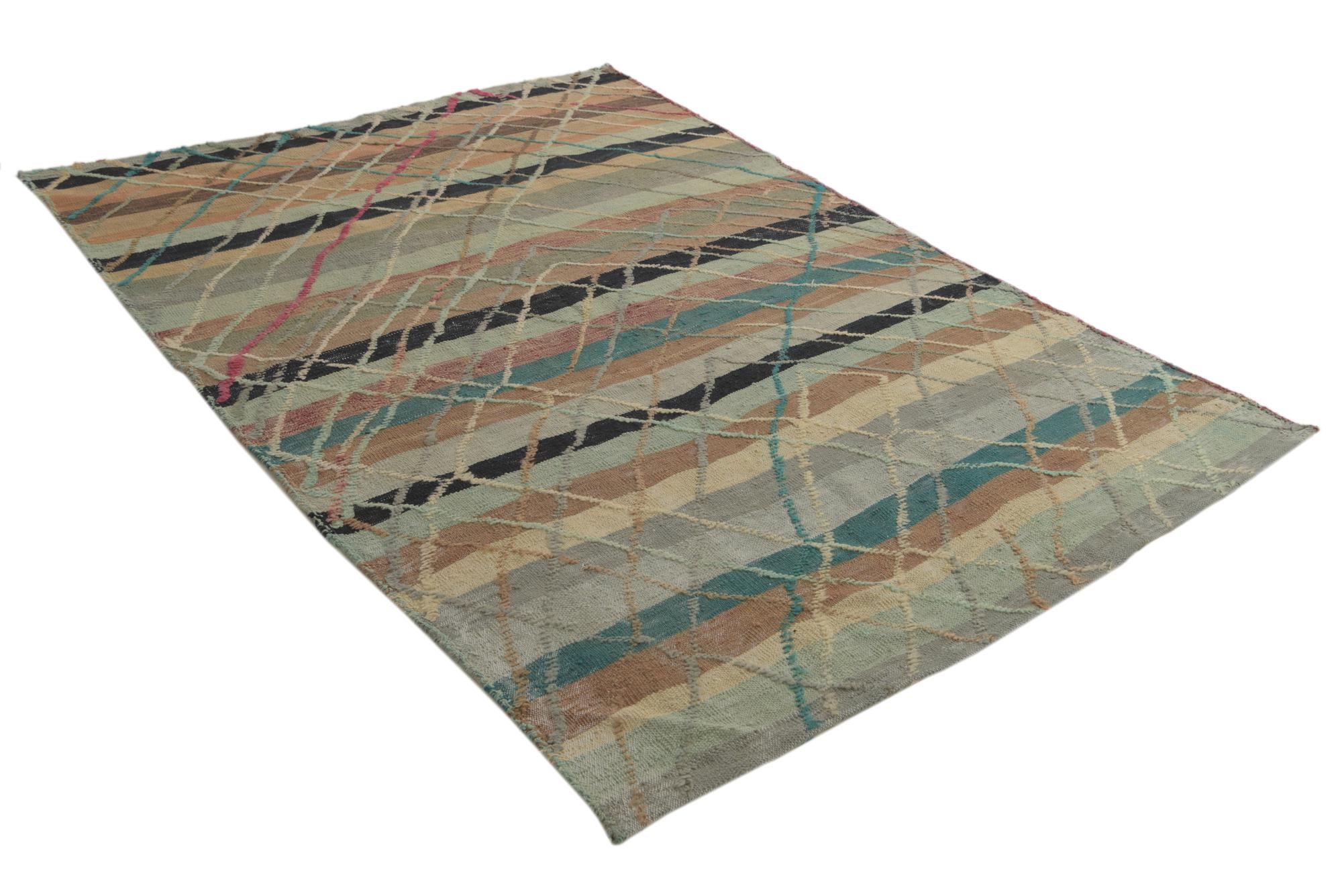 5' 6 x 7' 9 Hand Knotted Darya Wool Rug