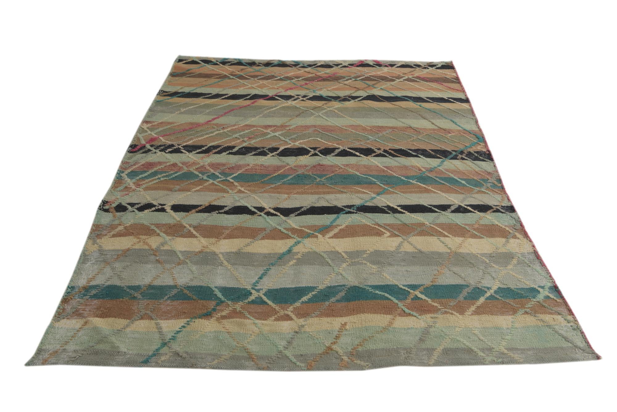 5' 6 x 7' 9 Hand Knotted Darya Wool Rug