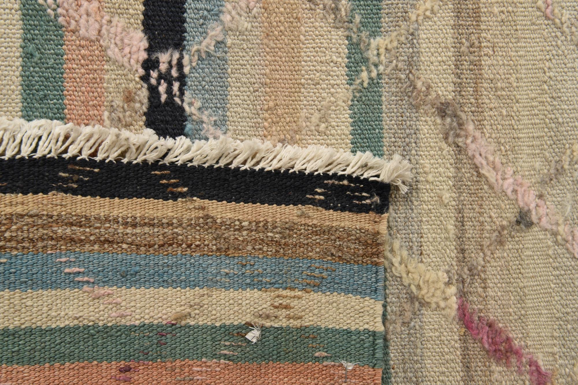 6' 5 x 10' 2 Hand Knotted Darya Wool Rug