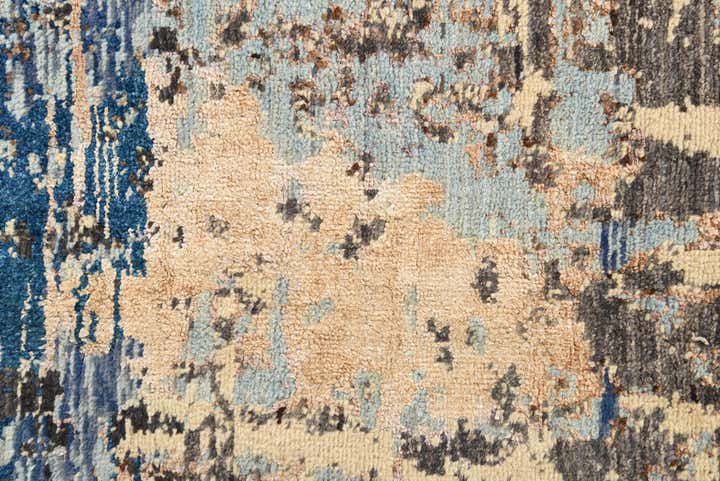 7' 7 x 10' 5 Hand Knotted Darya Rug