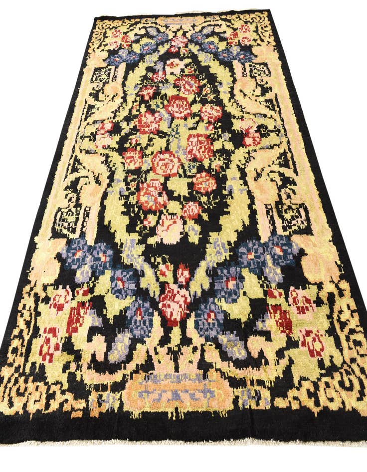 Detail image of 7' 9 x 10' 2  Hand Knotted Darya Rug