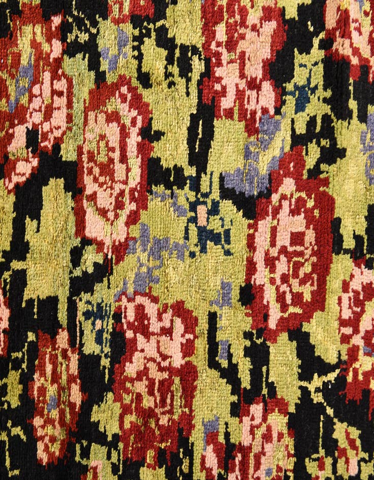 Detail image of 7' 9 x 10' 2  Hand Knotted Darya Rug