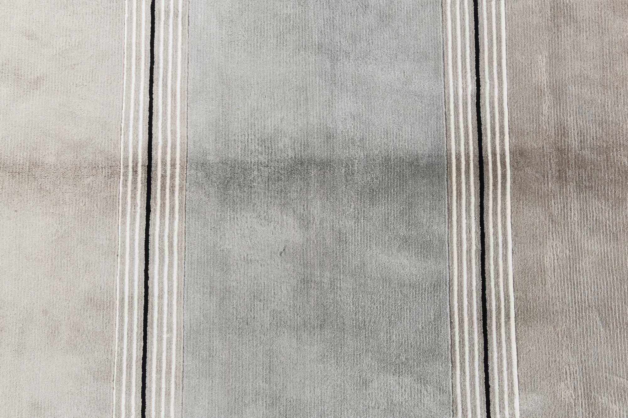 7' 9 x 9' 10 Hand Knotted Darya Wool Rug