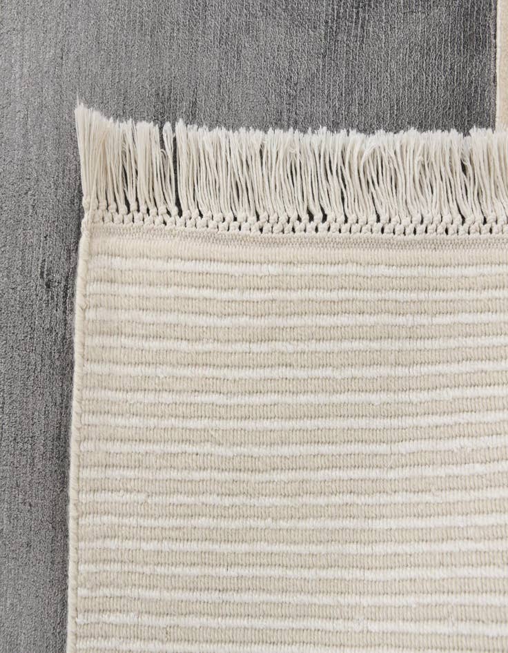 Detail image of 7' 9 x 9' 10  Hand Knotted Darya Wool Rug