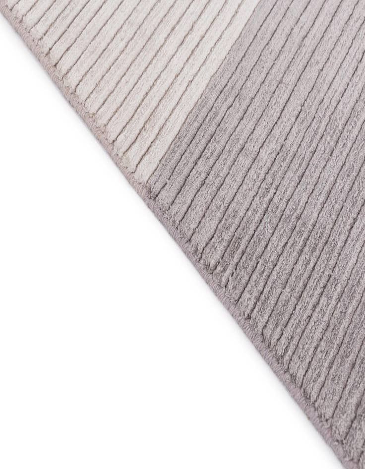 Detail image of 8' 3 x 9' 11 Hand Knotted Darya Wool Rug