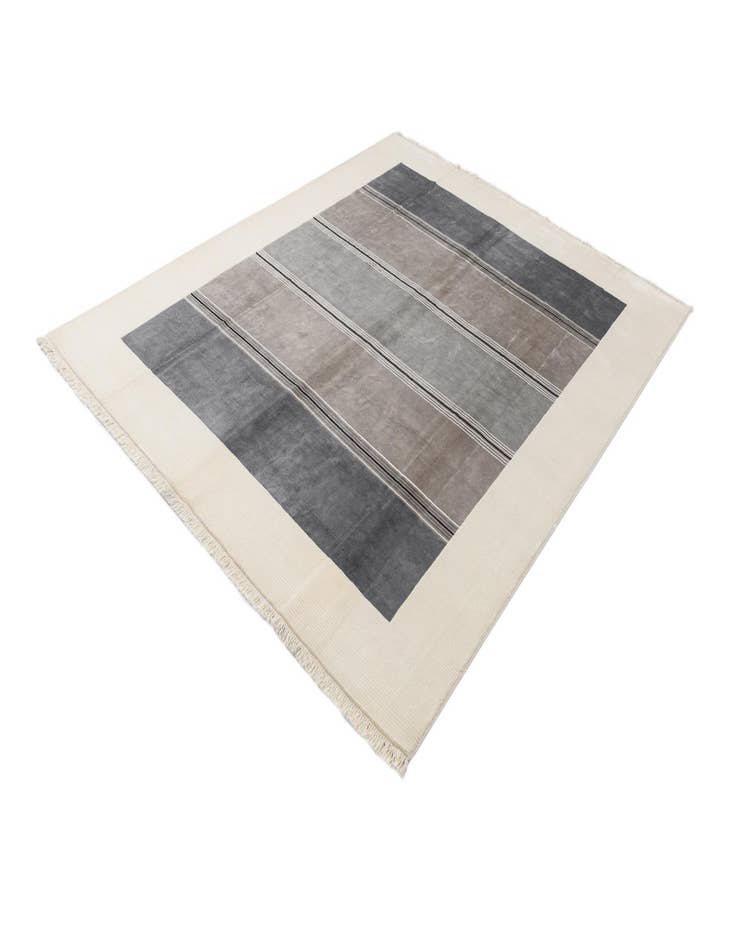 Detail image of 7' 10 x 9' 10  Hand Knotted Darya Wool Rug