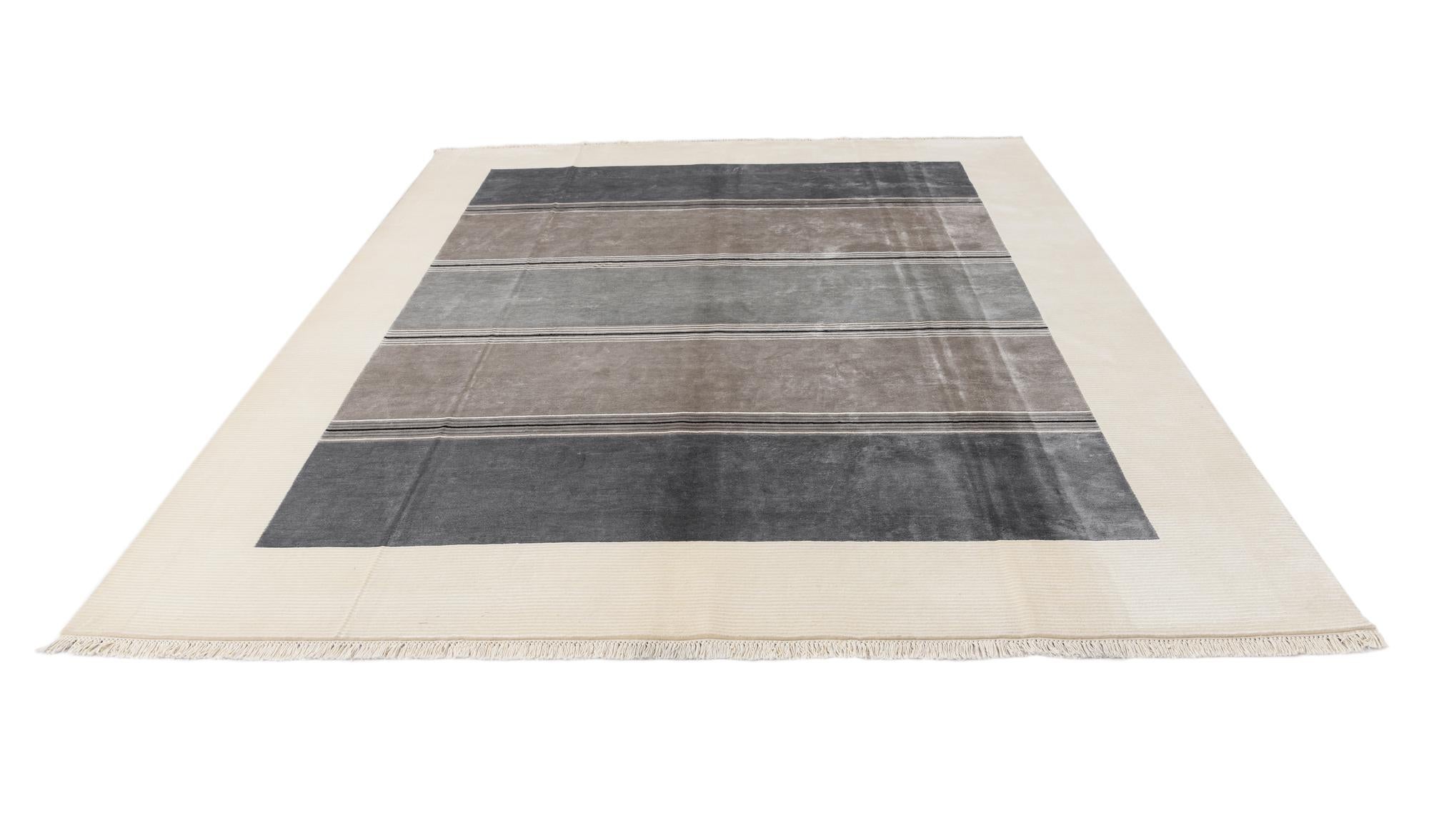 7' 10 x 9' 10 Hand Knotted Darya Wool Rug