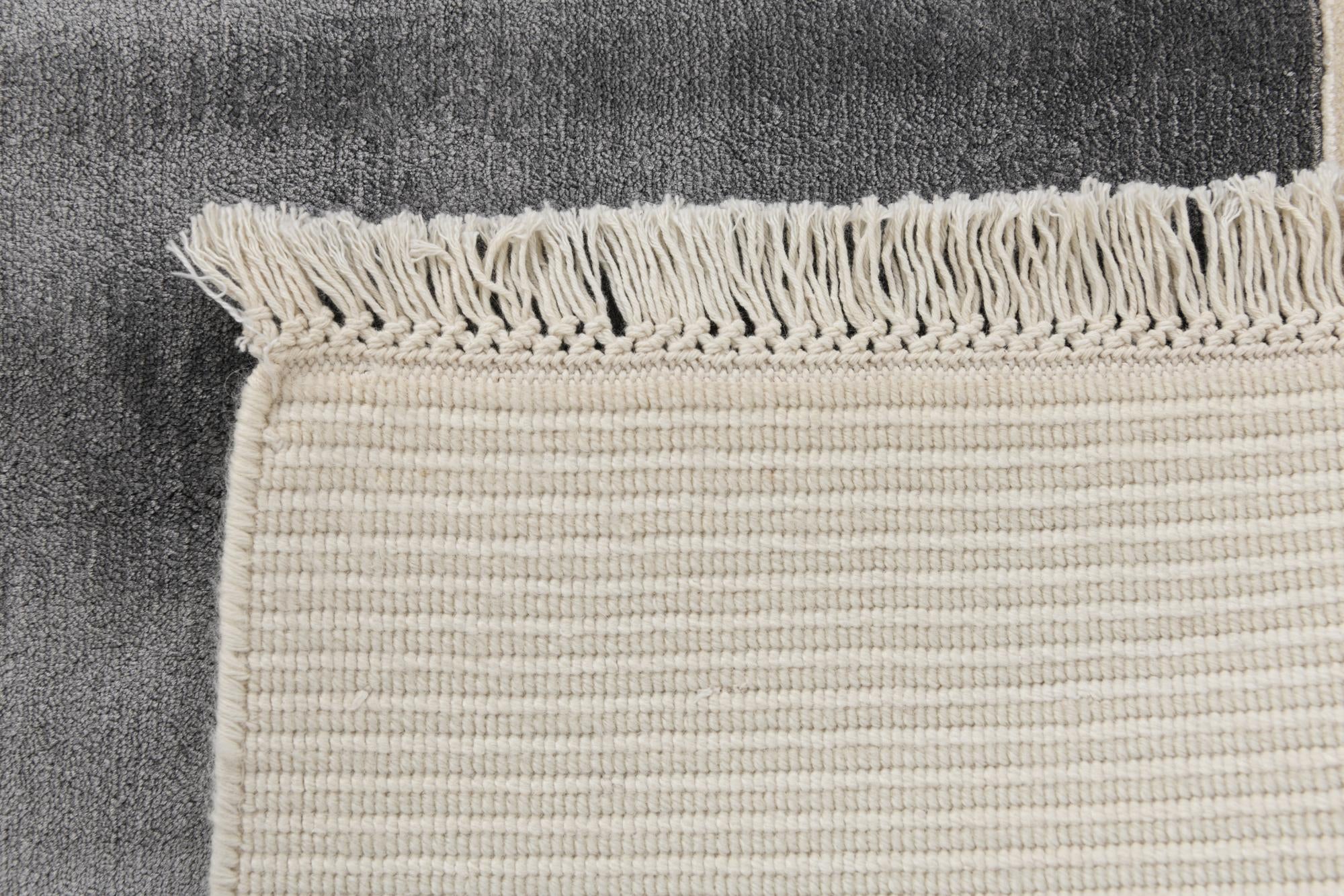 7' 10 x 9' 10 Hand Knotted Darya Wool Rug