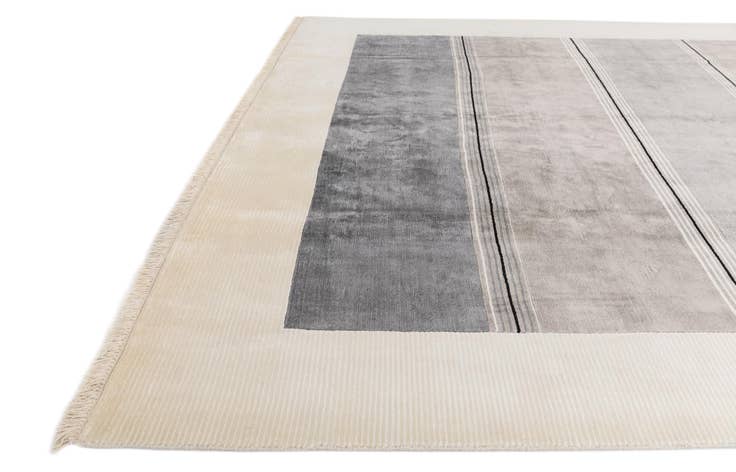 Detail image of 7' 9 x 9' 8 Hand Knotted Darya Wool Rug