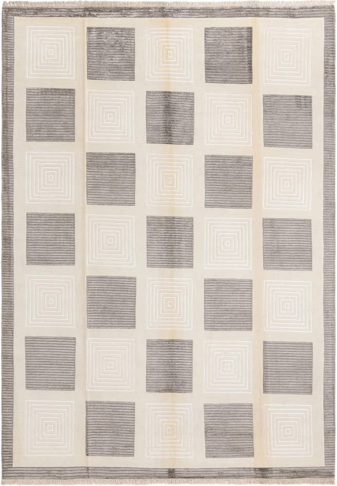 Detail image of 8' 2 x 11' 6 Hand Knotted Darya Wool Rug