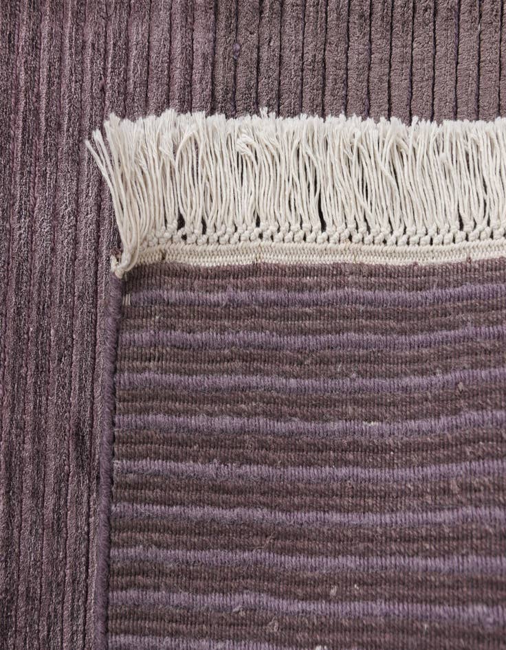 Detail image of 8' 1 x 11' 6  Hand Knotted Darya Wool Rug