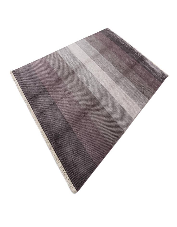 Detail image of 6' 7 x 9' 10  Hand Knotted Darya Wool Rug