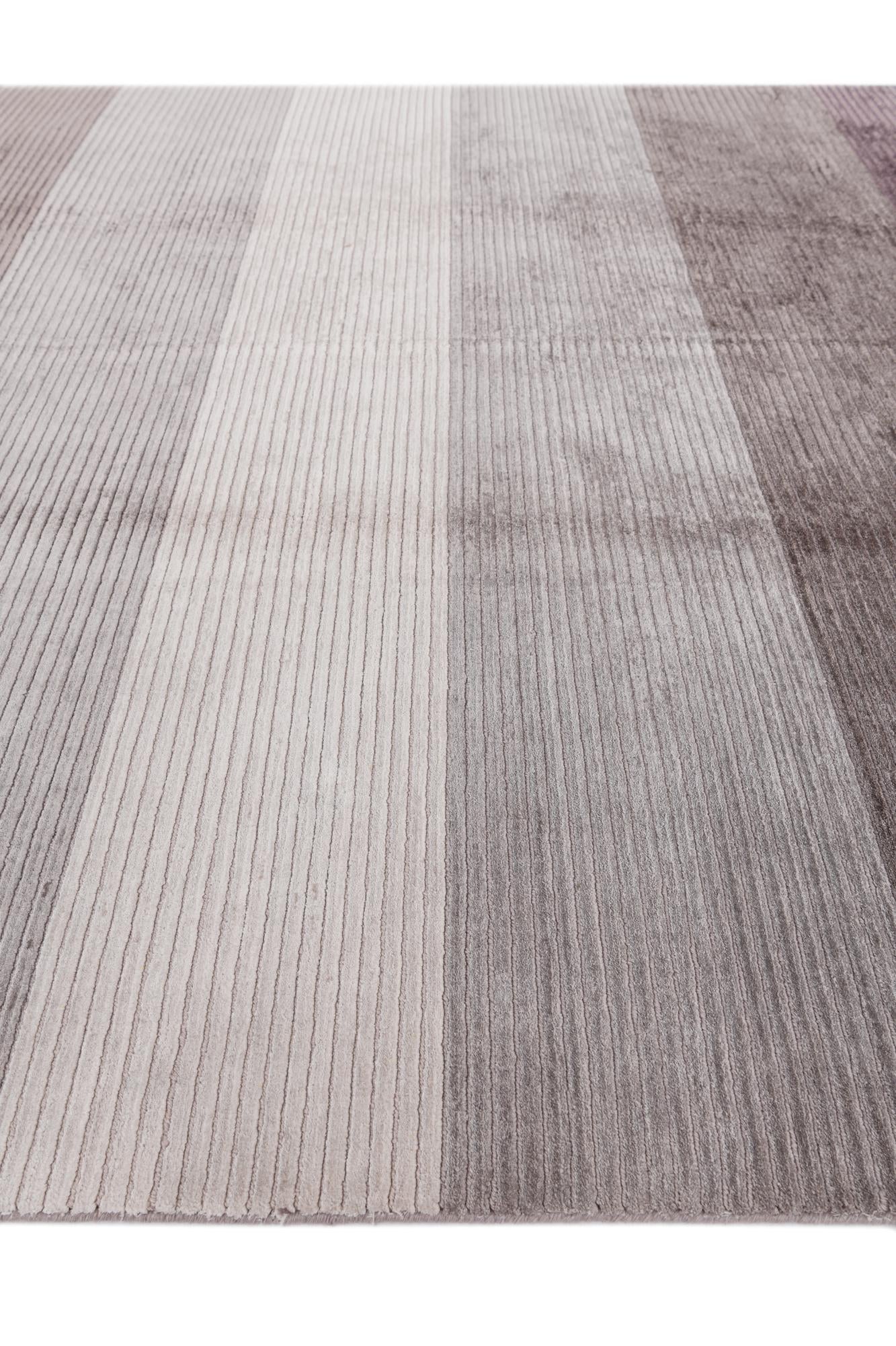 6' 7 x 9' 10 Hand Knotted Darya Wool Rug