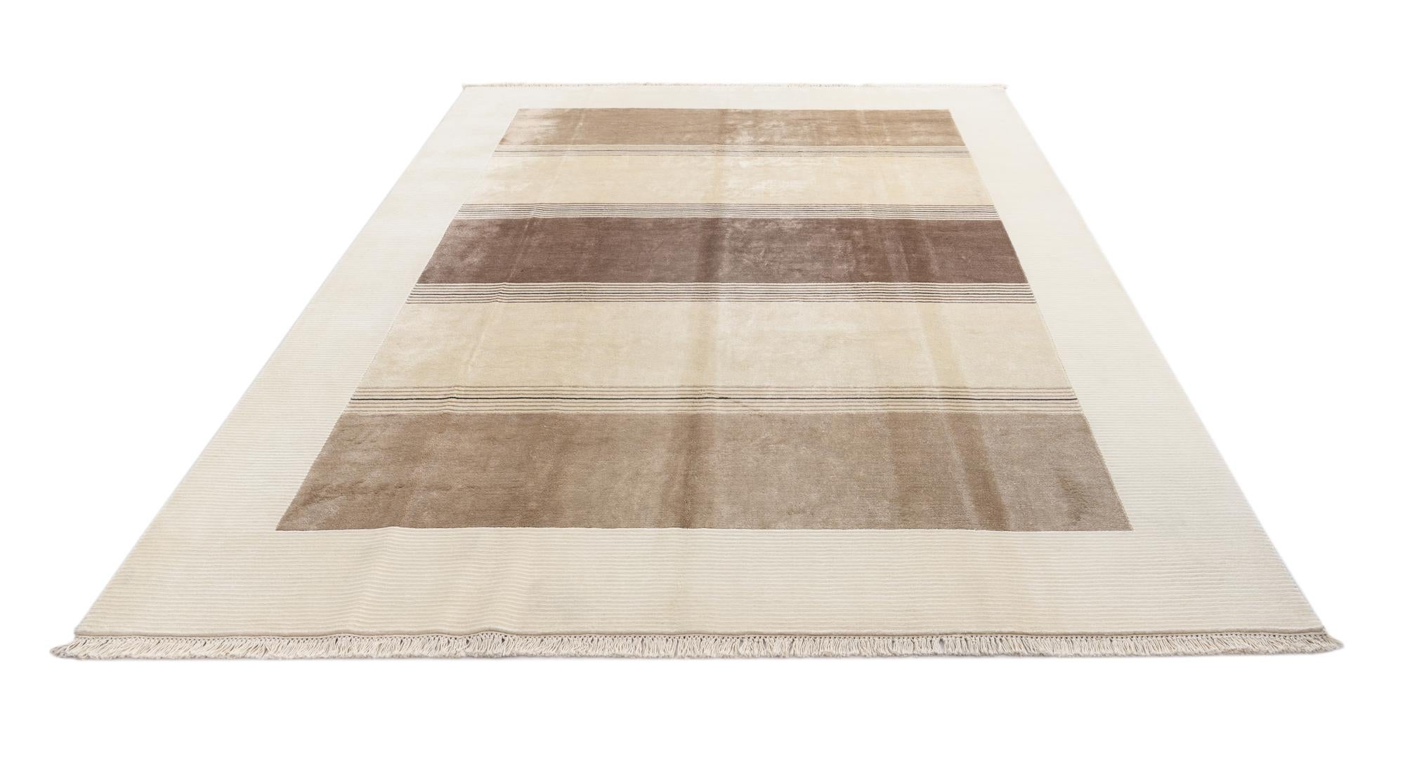 6' 10 x 9' 5 Hand Knotted Darya Wool Rug