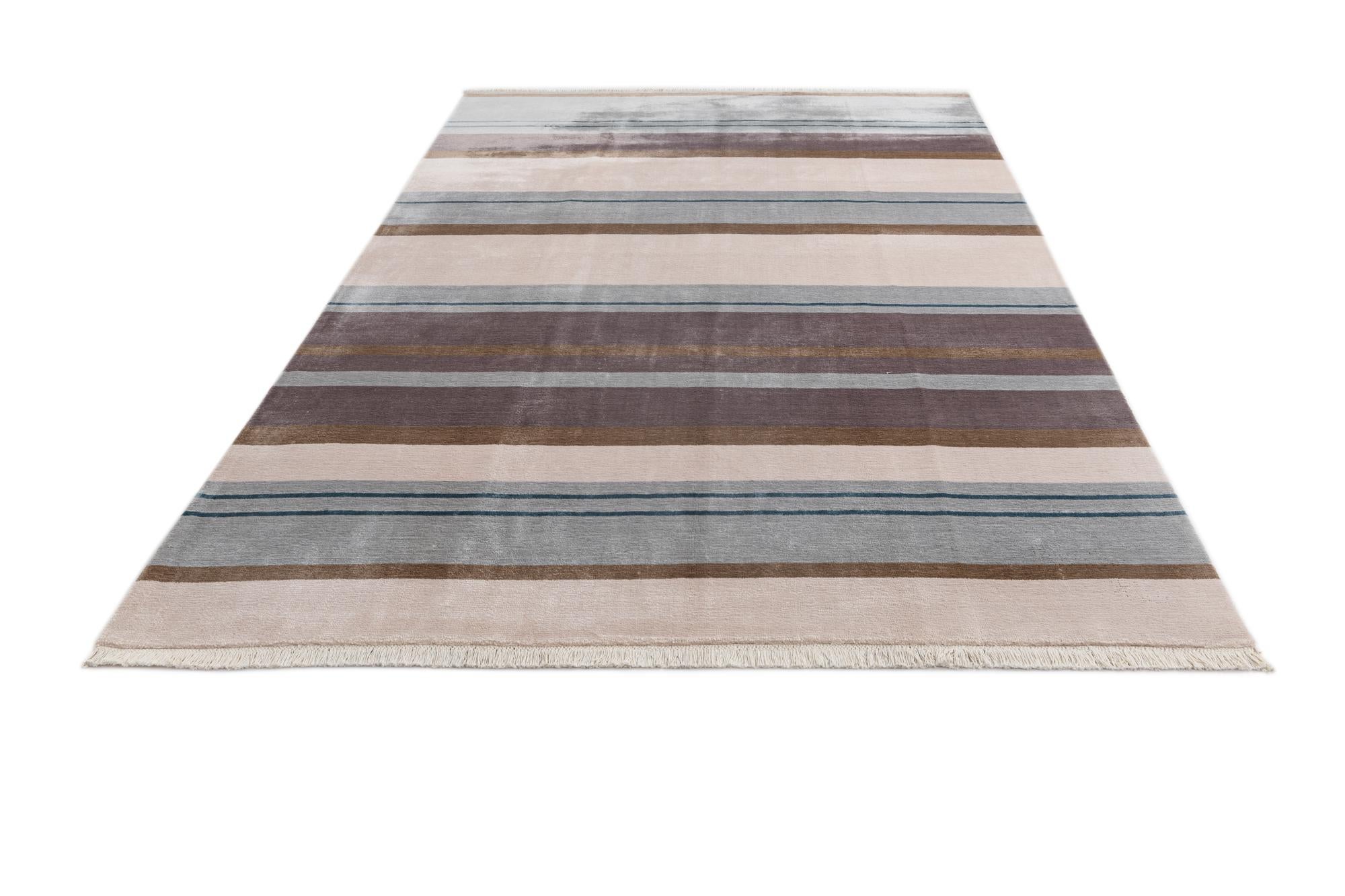 6' 6 x 9' 9 Hand Knotted Darya Wool Rug