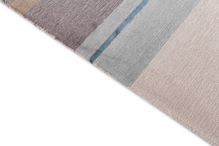Detail image of 6' 6 x 9' 9 Hand Knotted Darya Wool Rug